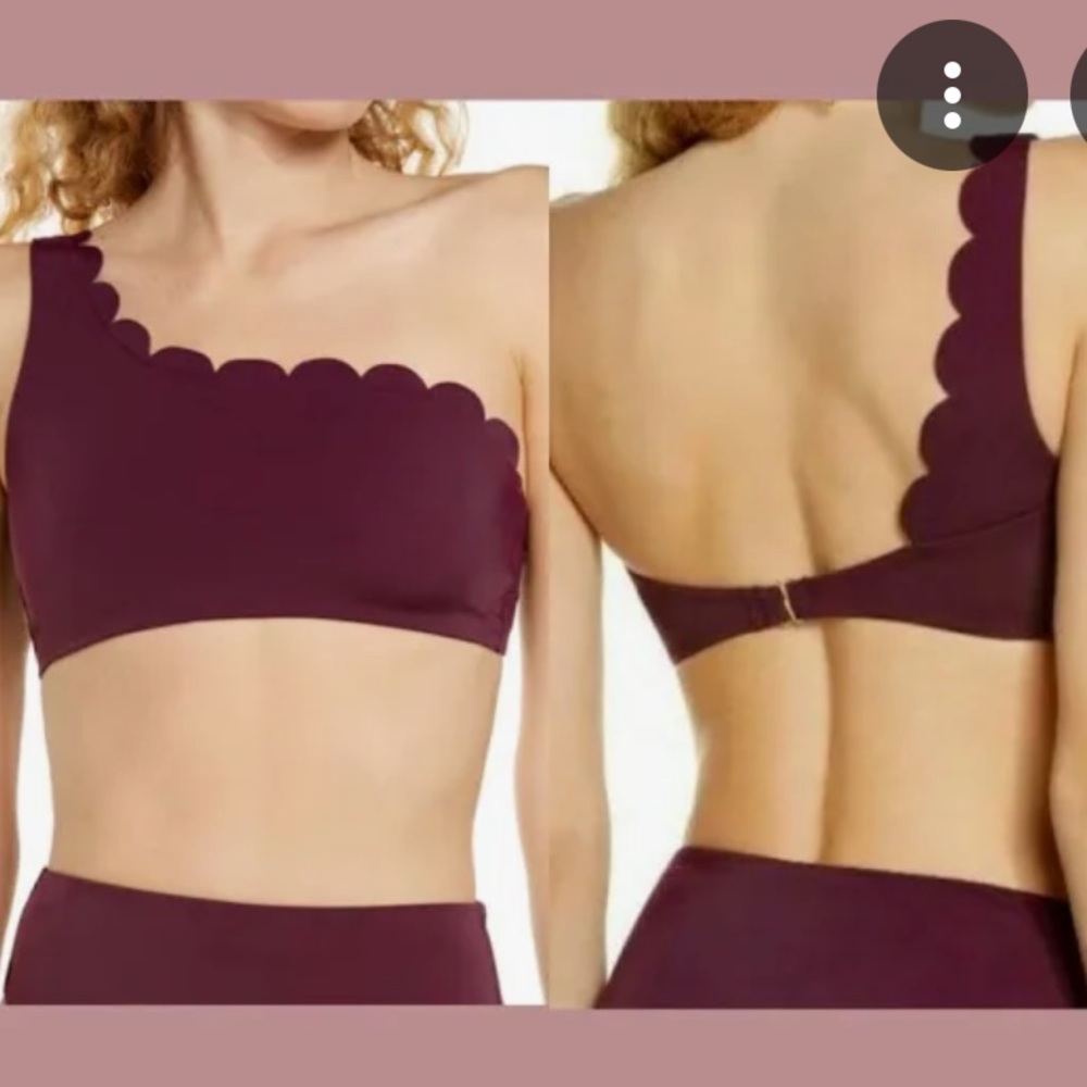 NWOT Chelsea 28 scalloped bikini top